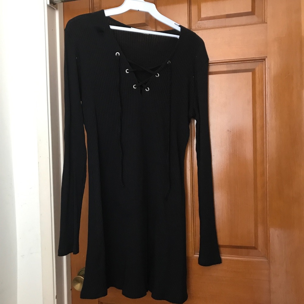 Zara black knit dress. Never worn!!!